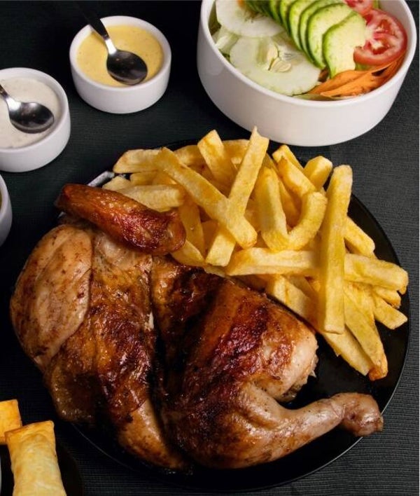 Combo plato 1/2 pollo (Patatas y ensalada)