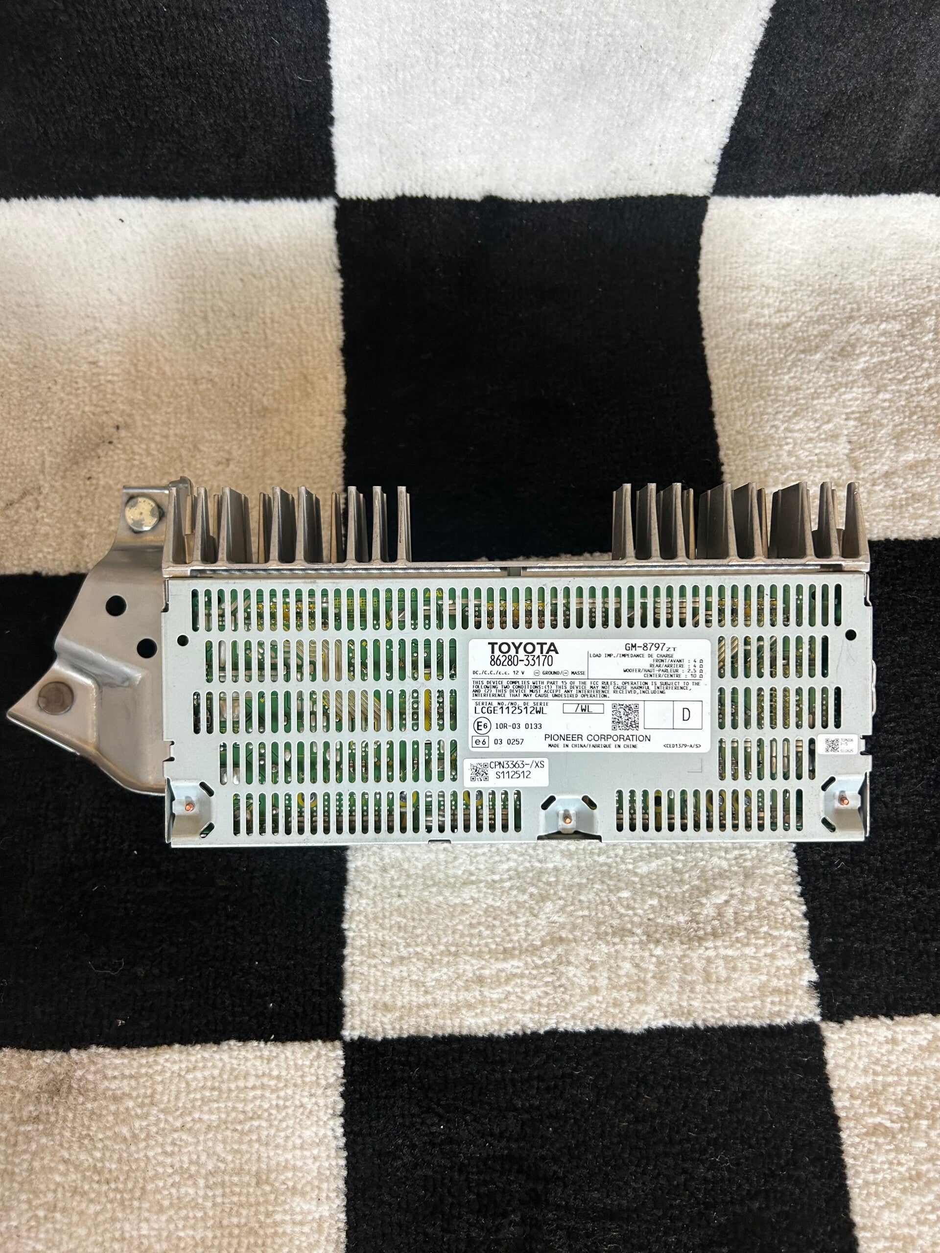 2001–2006 Lexus LS430 OEM Pioneer Audio Amplifier 86280-50170