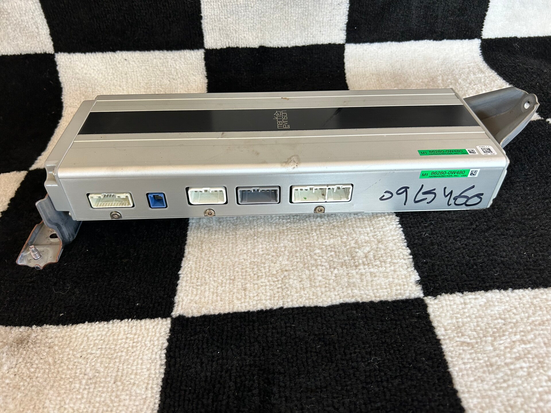 2007–2009 Lexus LS460 OEM Audio Amplifier 86280-0W480