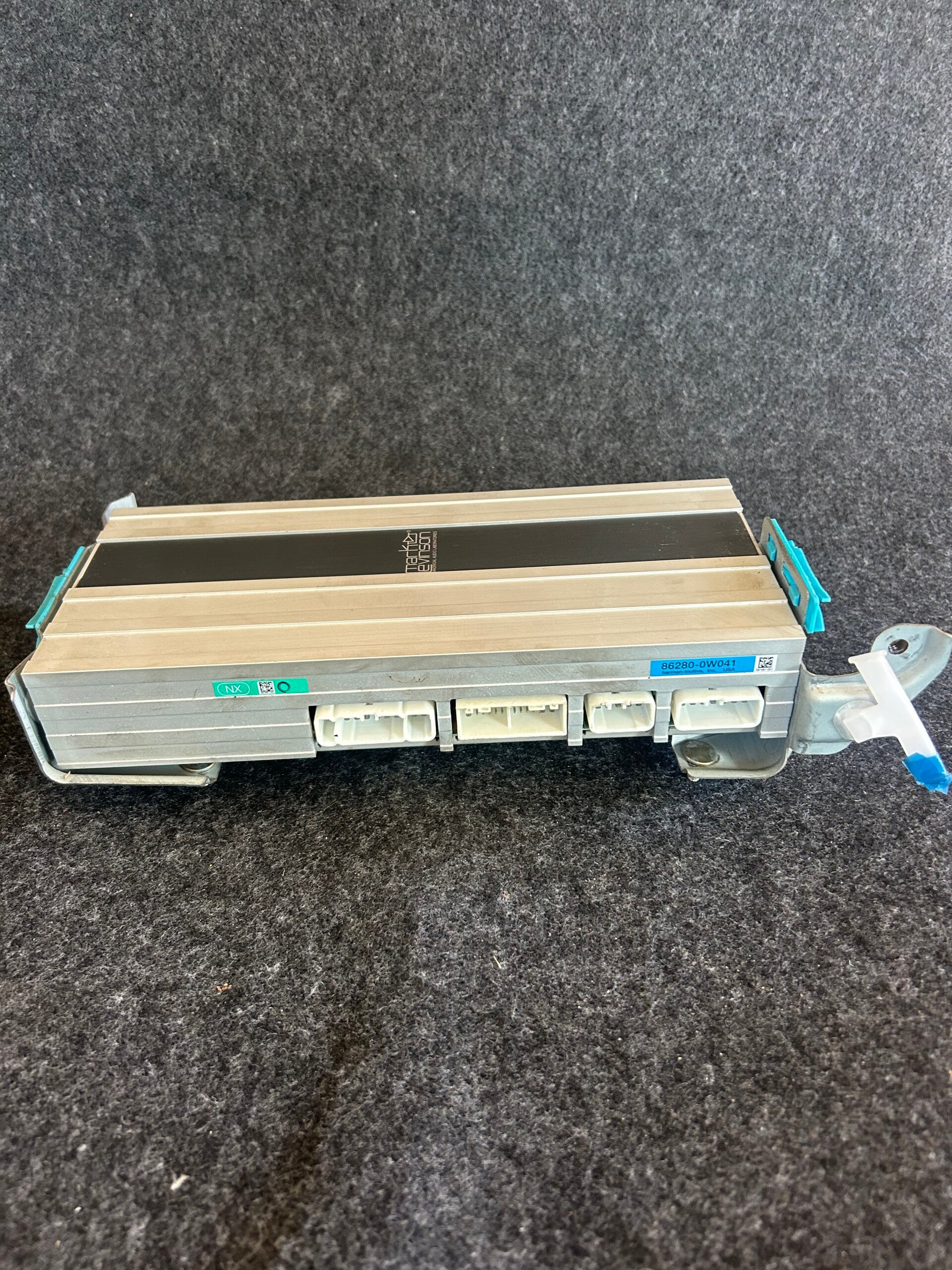 2003–2006 Lexus LS430 OEM Mark Levinson Audio Amplifier 86280-0W0412003–2006 Lexus LS430 OEM Mark Levinson Audio Amplifier 86280-0W041