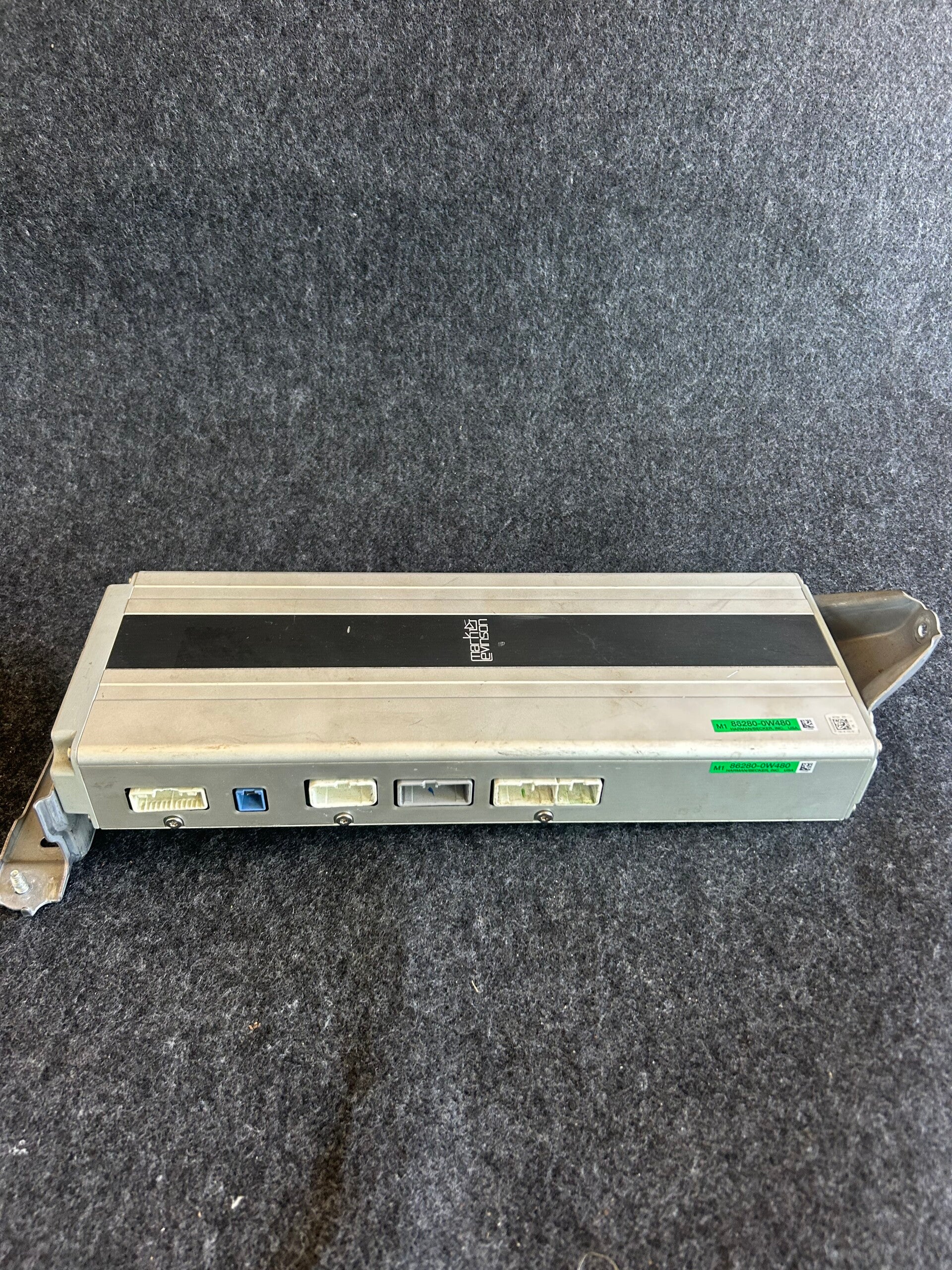 2007–2011 Lexus LS460 OEM Mark Levinson Audio Amplifier 86280-0W480