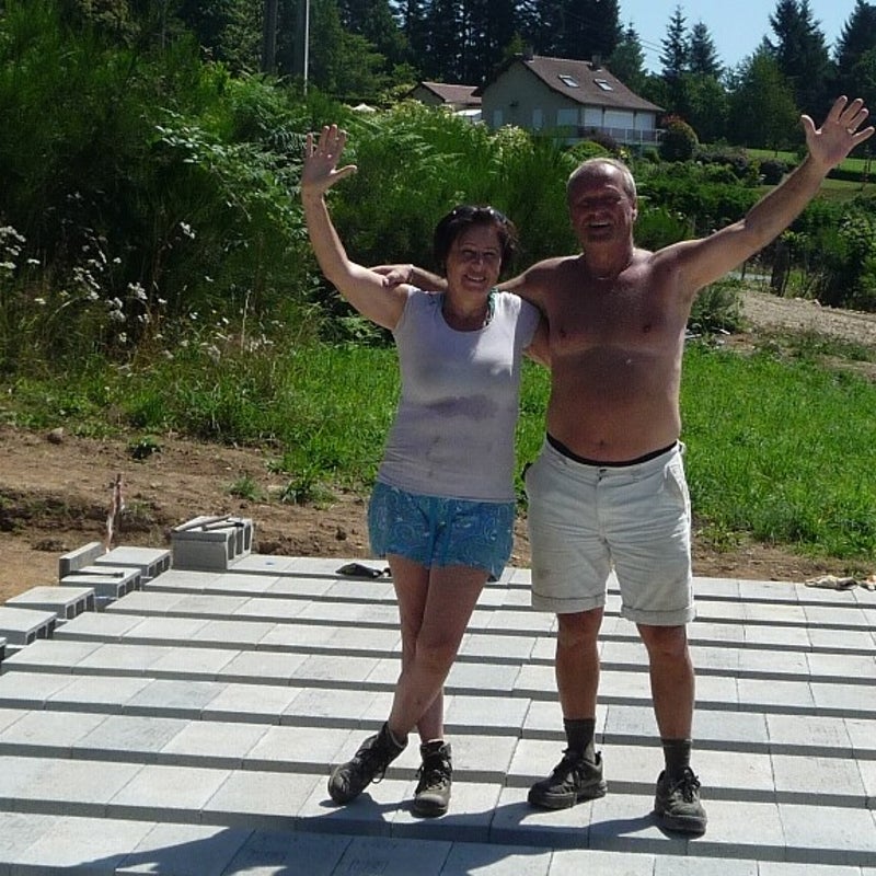 18juli Nancy en Gerry de vloer zit erin