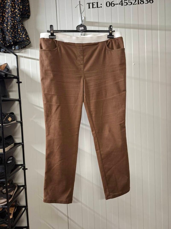 Bruine Dames Stretch Broek: Maat 3XL