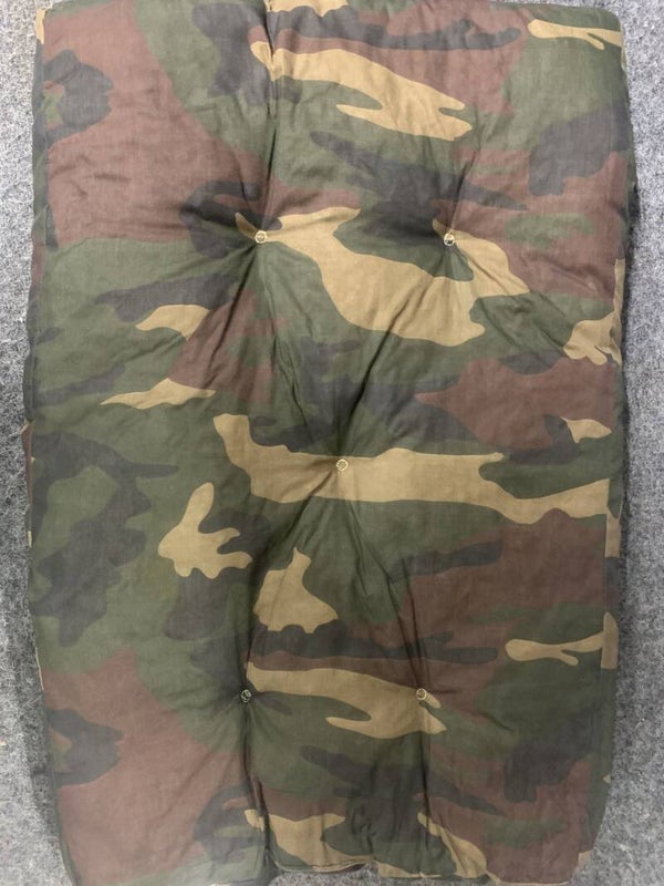Coussin chien 90x60 couleur armee