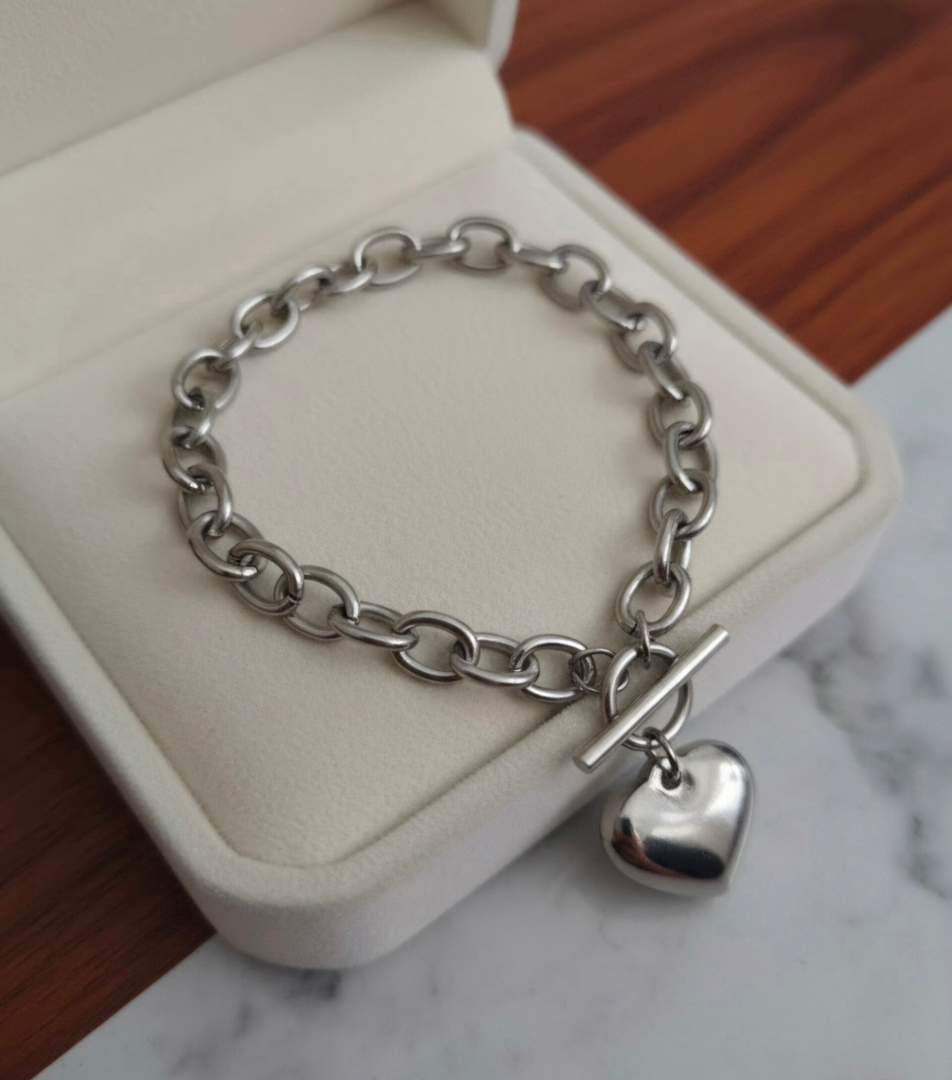 Amour toggle armband