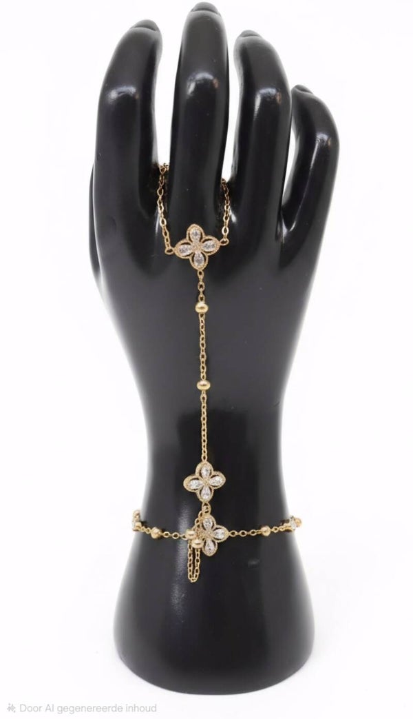 Gold clover handchain