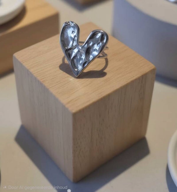 Annora hamert hart ring