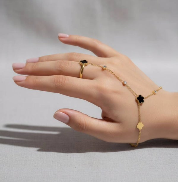 Clover handchain
