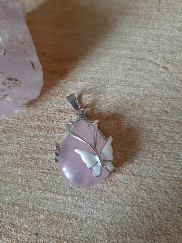 Roze Kwarts Vlinder Druppel Hanger