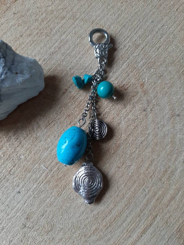 Howliet blauw (bijgekleurd) fashion tashanger