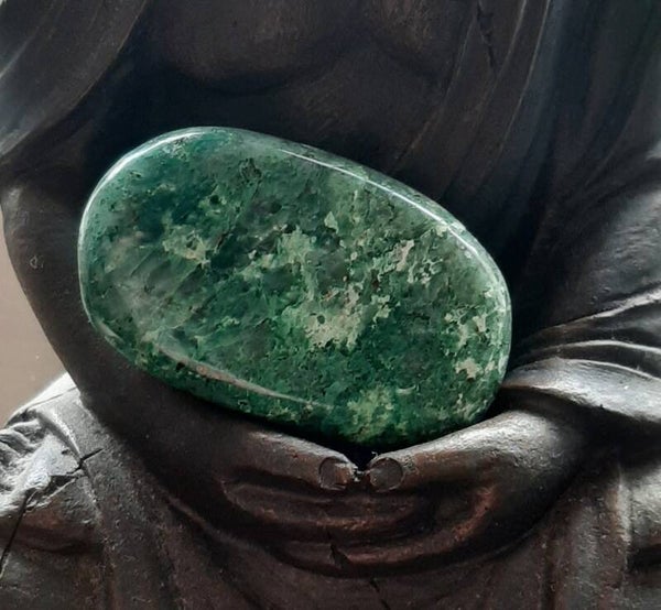 Apatiet Groen Zaksteen