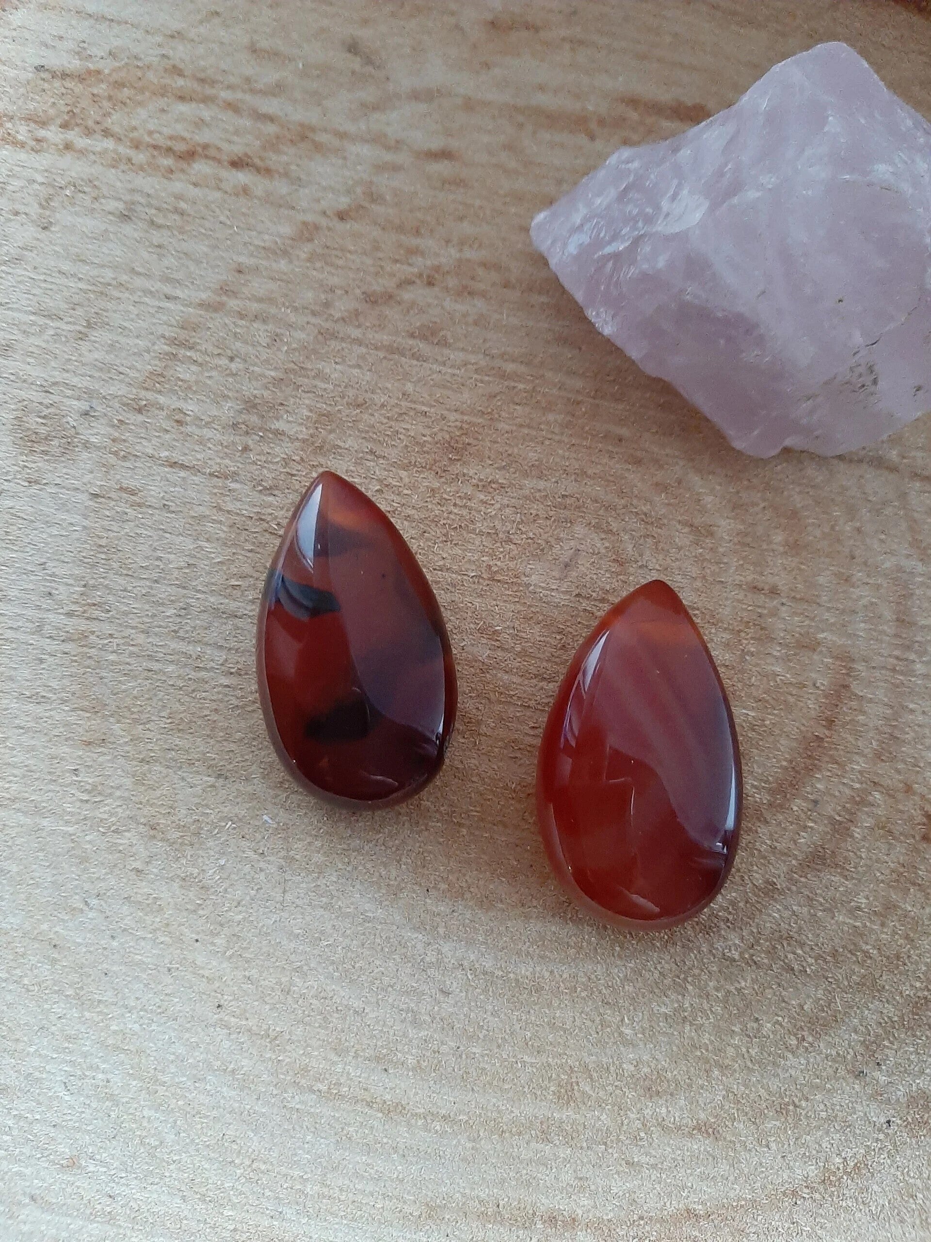 Carneool Druppel Hanger Doorboord