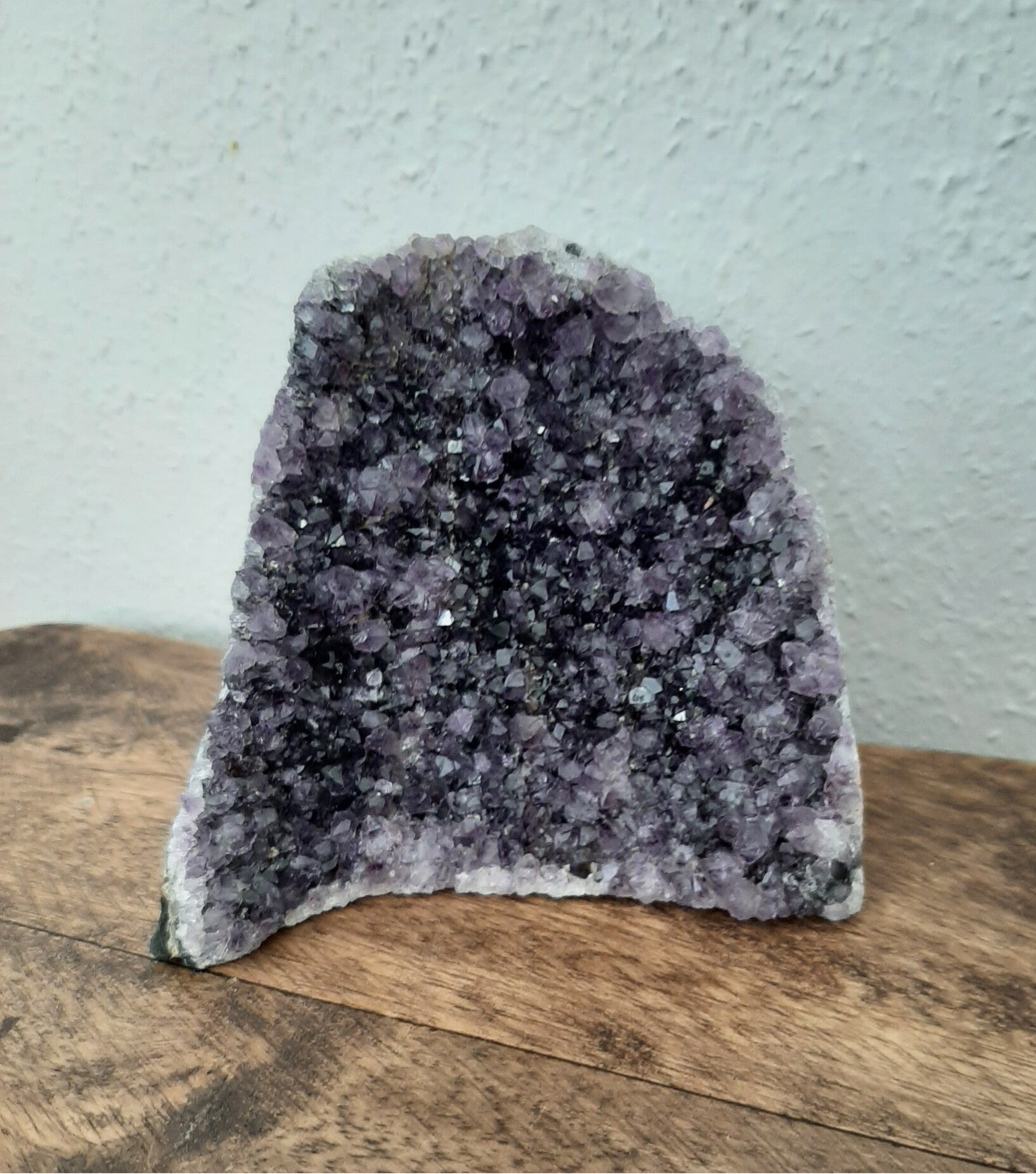 Amethist Ruw Cut Base Uniek nr. 4