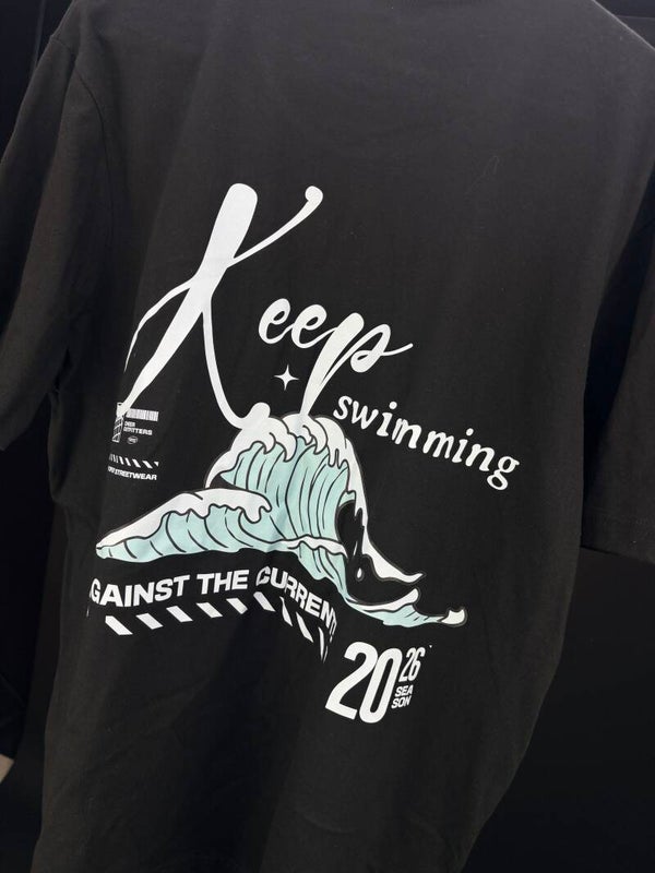 T-Shirt keep swimming