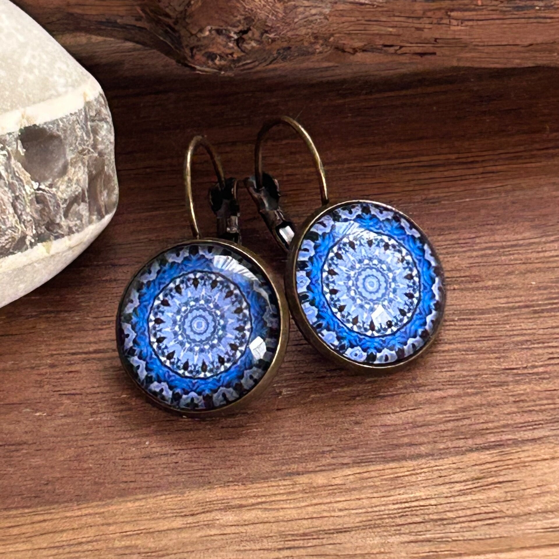 Mandala Ohrringe in Bronze 16mm