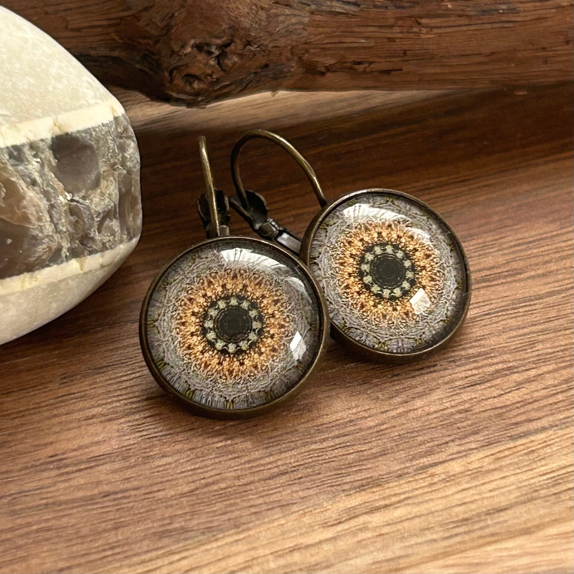 Mandala Ohrringe in Bronze 16mm