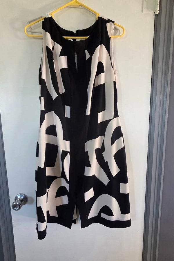 Joseph Ribkoff Women’s 14 Black White Geometric Sheath Dress Sleeveless Knee