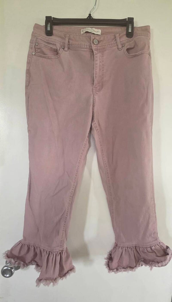 Women's Est. 1848 Cato Pink Mid-Rise Ruffle Hem Capris Size 12