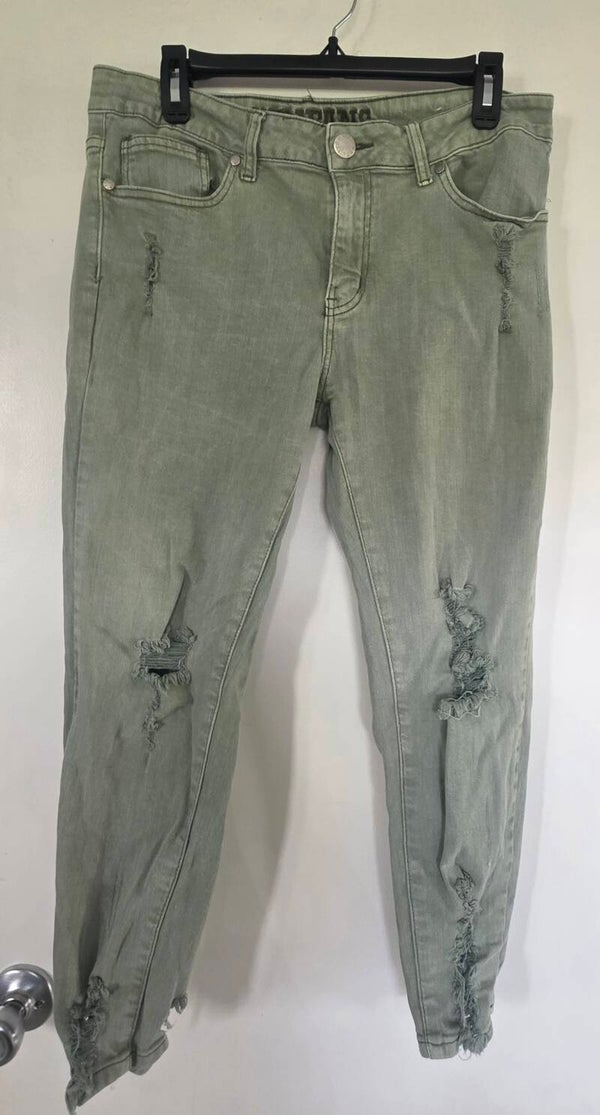 V.I.P. Junior's Distressed Sage Green Low Rise Skinny Jeans Size 15/16