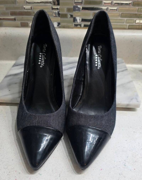 Torta Caliente Black Pointed Toe Slip On Stiletto 2" Patent Toe Women's 8.5M