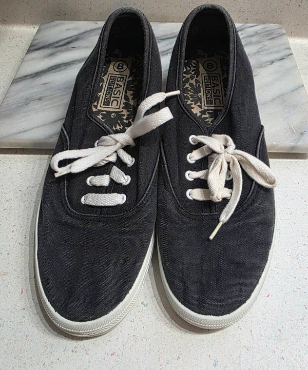 Basic Editions Women's Black Canvas Lace-Up Sneakers Size 8