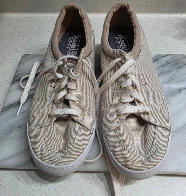 Keds Tan/White Stripe Low Top Dream Memory Foam Sneakers Women's Size 8