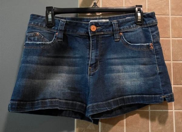YMI Wanna Betta Butt Stretch Denim Shorts Blue Button Juniors 9/29 Women's