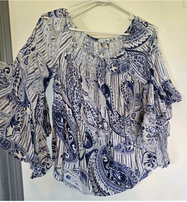 Cato Women's S Blue/White Paisley Boho Off-the-Shoulder Smocked Blouse