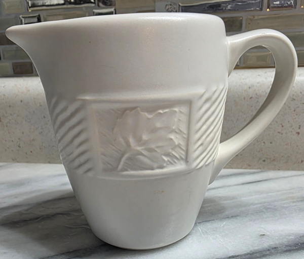 Pfaltzgraff Sierra White Lines and Plants Creamer