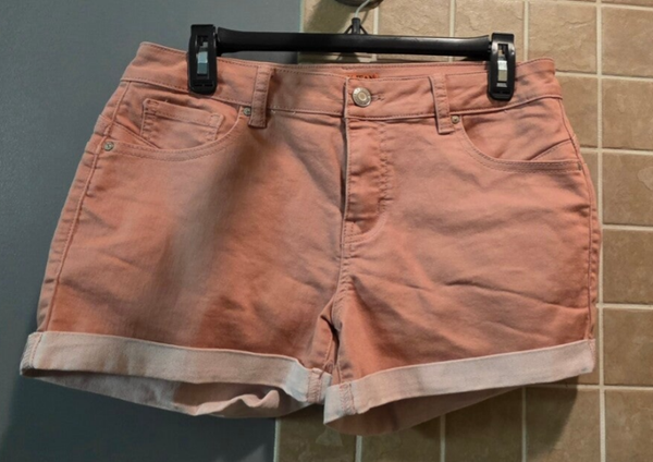 NWOT WAX JEAN Butt I Love You Salmon Pink/Peach Push Up Jean Shorts Women's L/31