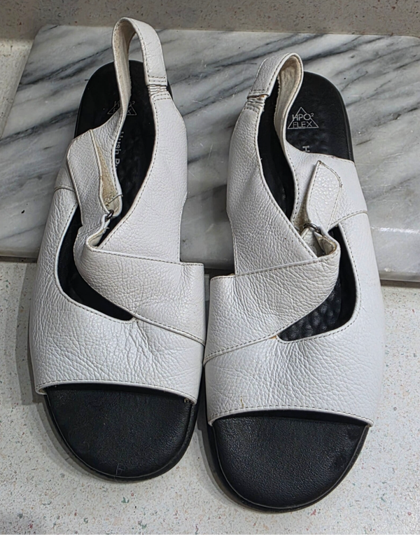 Women's Hush Puppies Lifestyle HPO2 Flex Leather Velcro Strap Sandals Size 8M