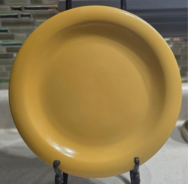 Gibson Everyday Mustard Yellow Dinner Plate - Dishwasher/Microwave Safe C-1114