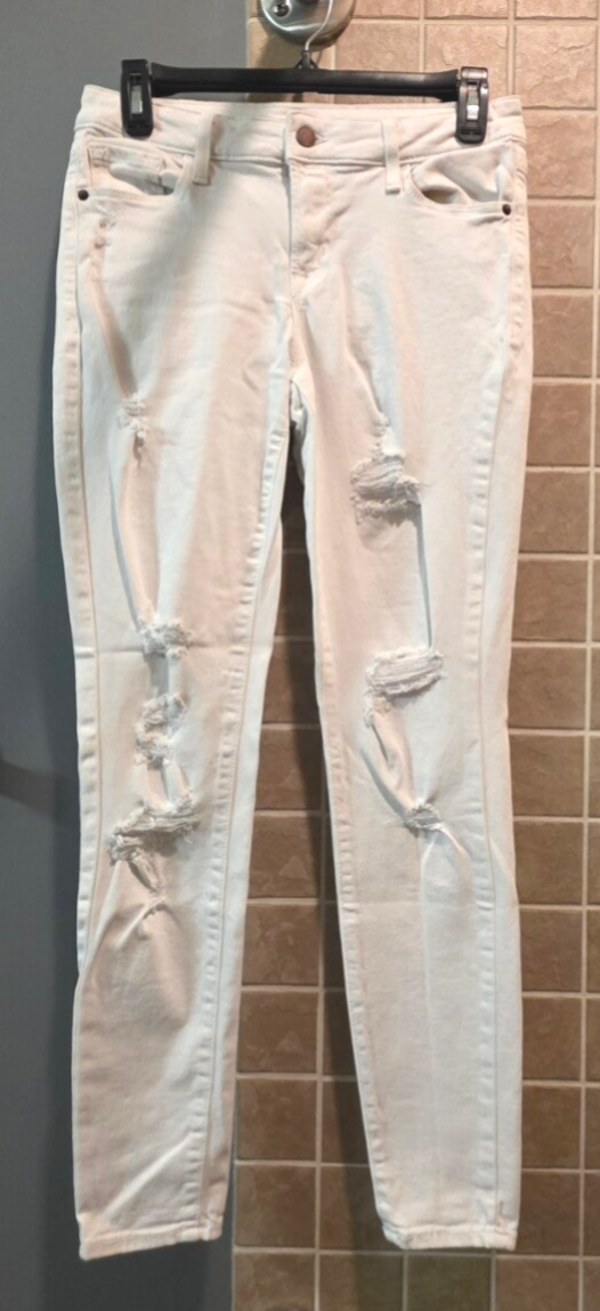 Women's Old Navy Rockstar White Distressed Super Skinny Denim Jeans Size 4