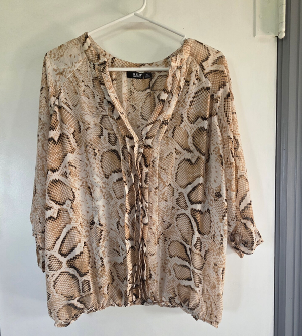 a.n.a Women's XL Chiffon Snake Animal Print Ruffle V-Neck 3/4 Blouse