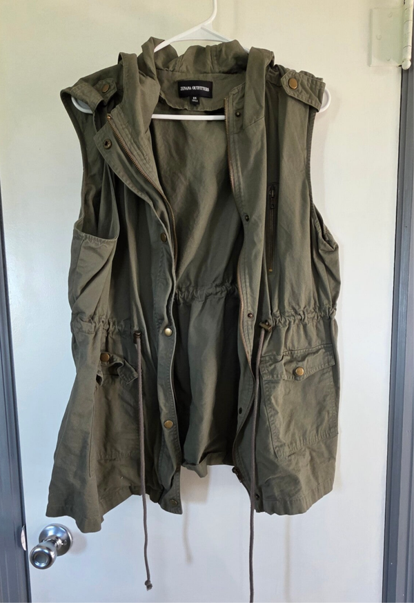 Zenana Outfitters Women's Olive Green Military-Style Utility Vest XL