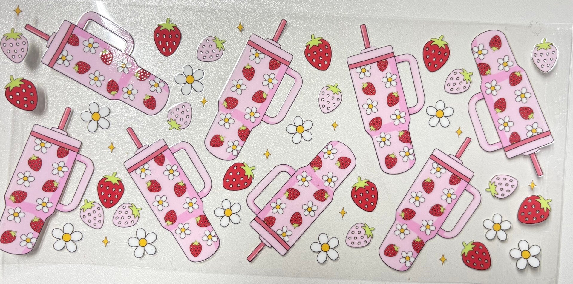 Strawberry Sips & Daisies — 16 oz Acrylic Snow Globe Tumbler