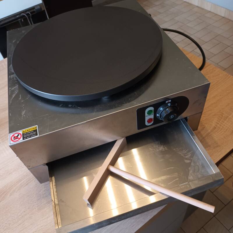 Location crêpière électrique 51800