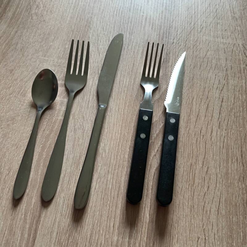 Couverts en location