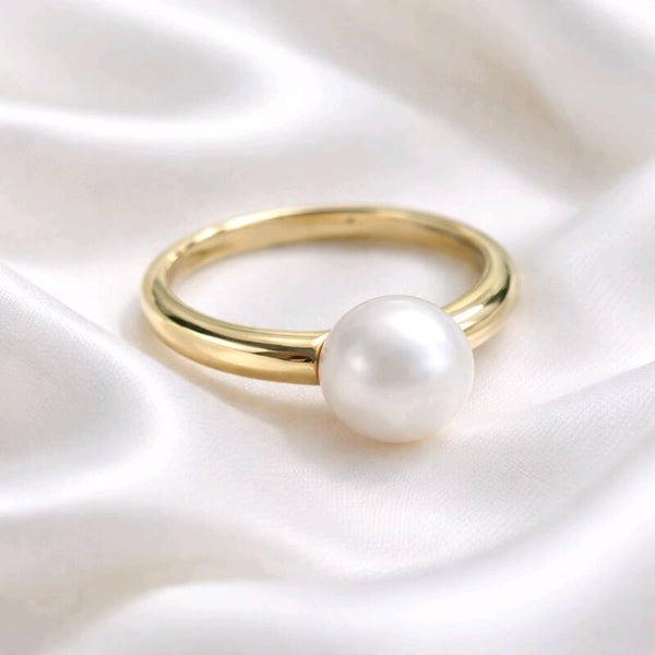 14K Yellow Gold Natural Pearl Solitaire Ring