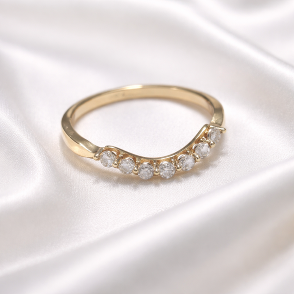 14K Yellow Gold Curved w Stone Ring