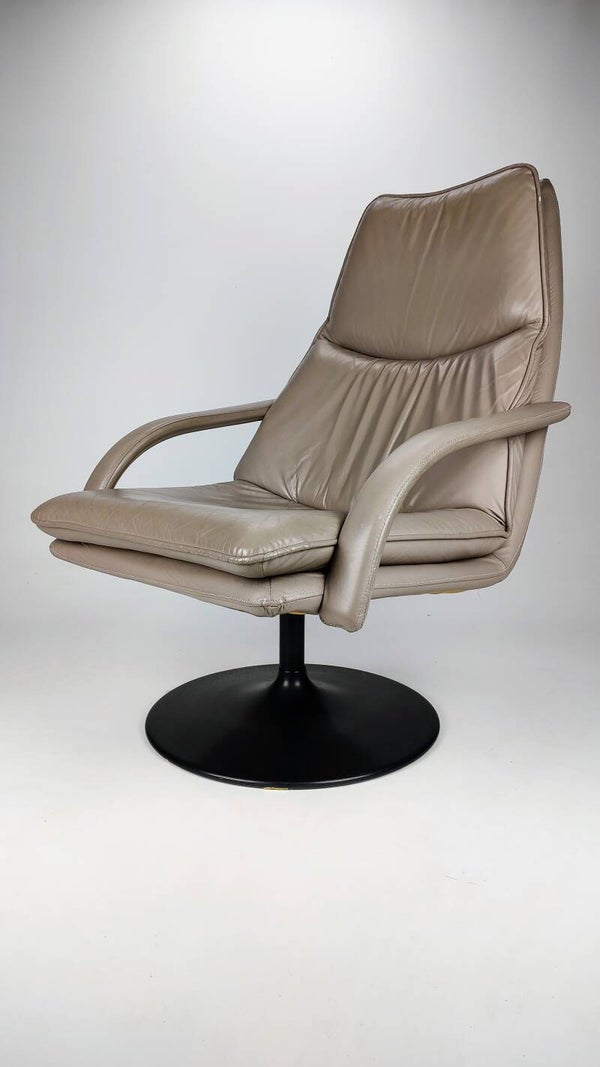 Artifort swivvel chair 1980s SOLD