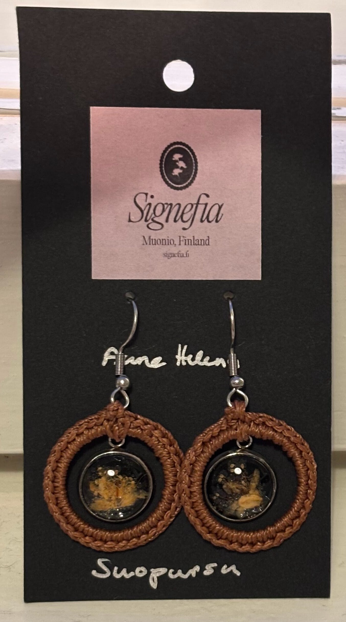 Aune Helena Suopursu punertava