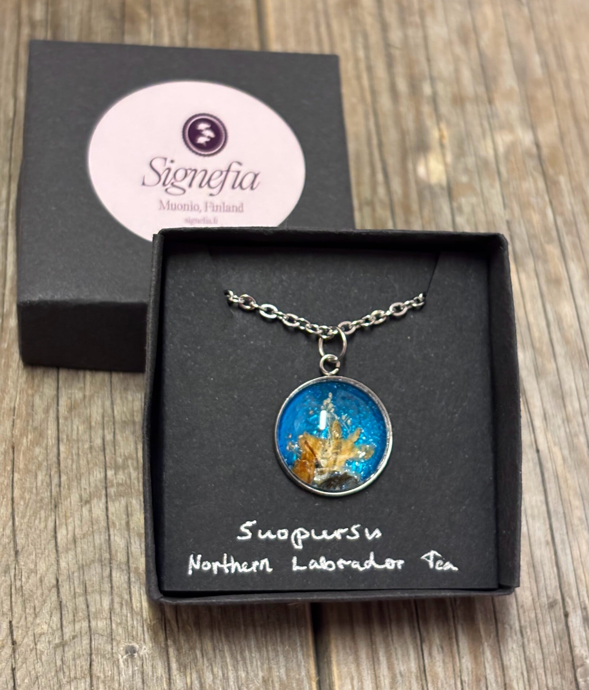 Suopursu turkoosi kaulakoru