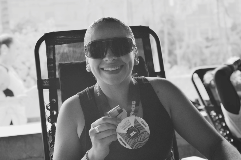 terret-running-team-maraton-medellin-2026-10-standard.png