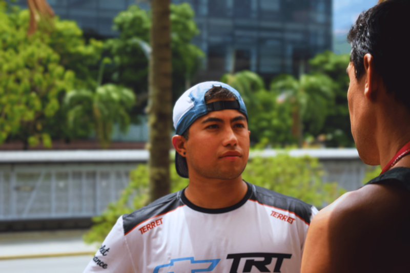 terret-running-team-maraton-medellin-2026-43-standard.png