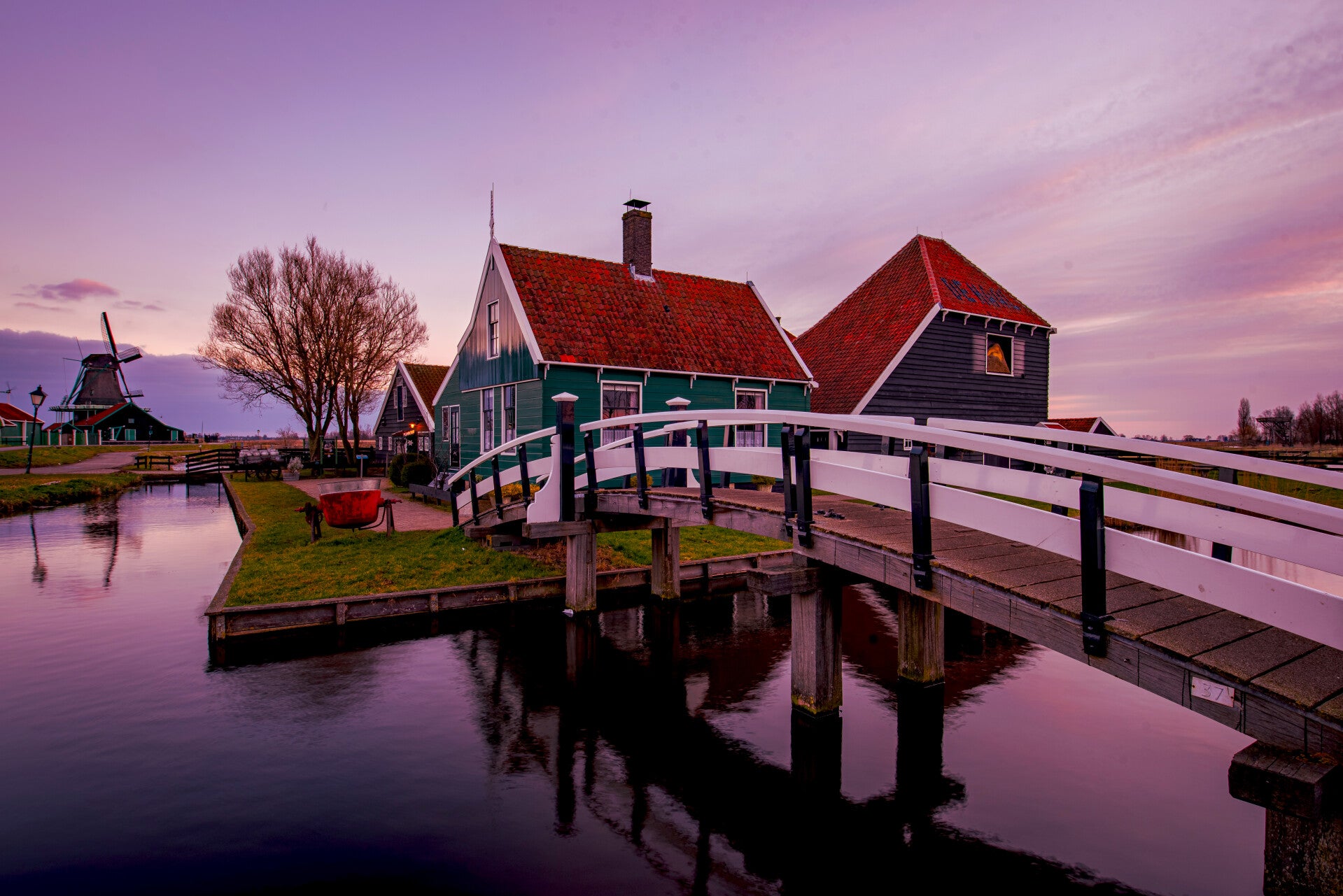 zaanseschans-standard.jpg
