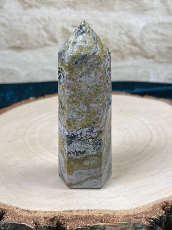 Heller Ozean Jaspis Turm