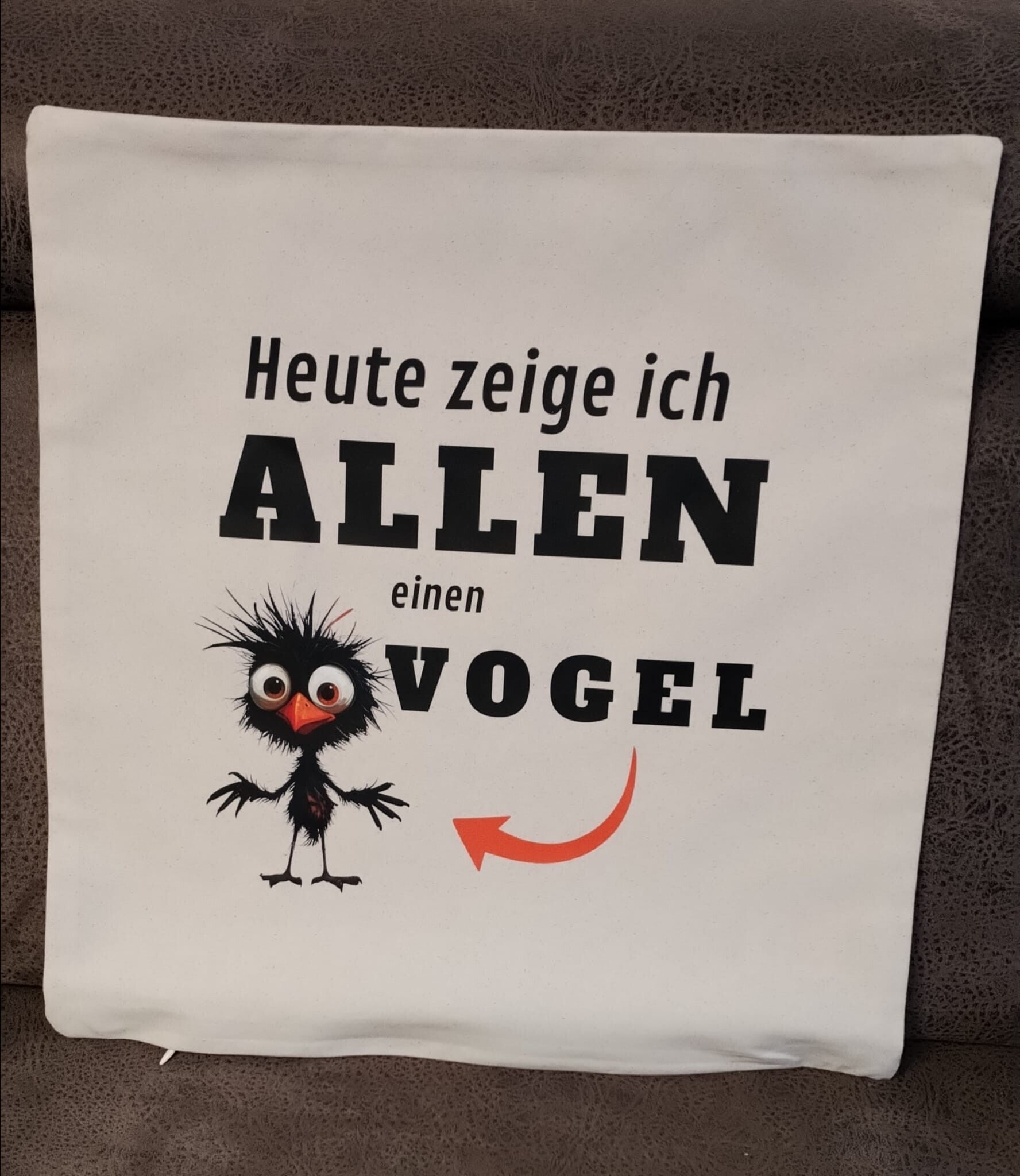 Heute zeige ich allen einen Vogel