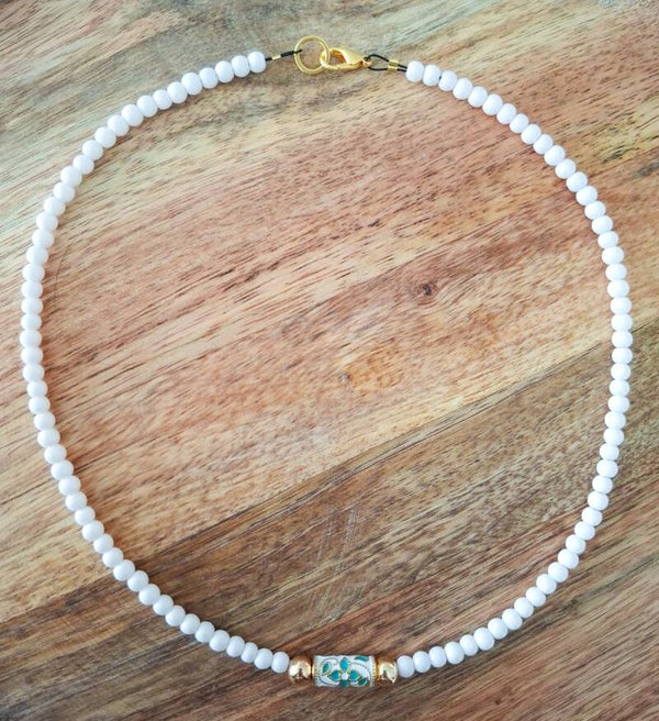 Korte ketting wit