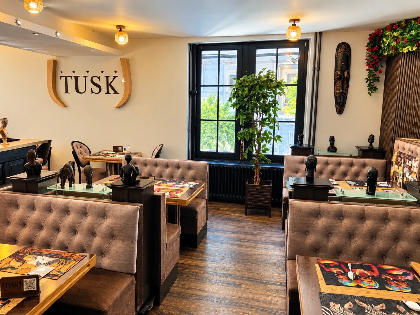 tusk_pix_1-standard.jpg